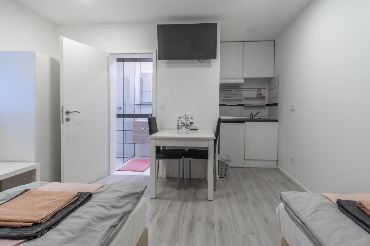 Apartments Park Vodice - Ljubljana, Krvavec エクステリア 写真