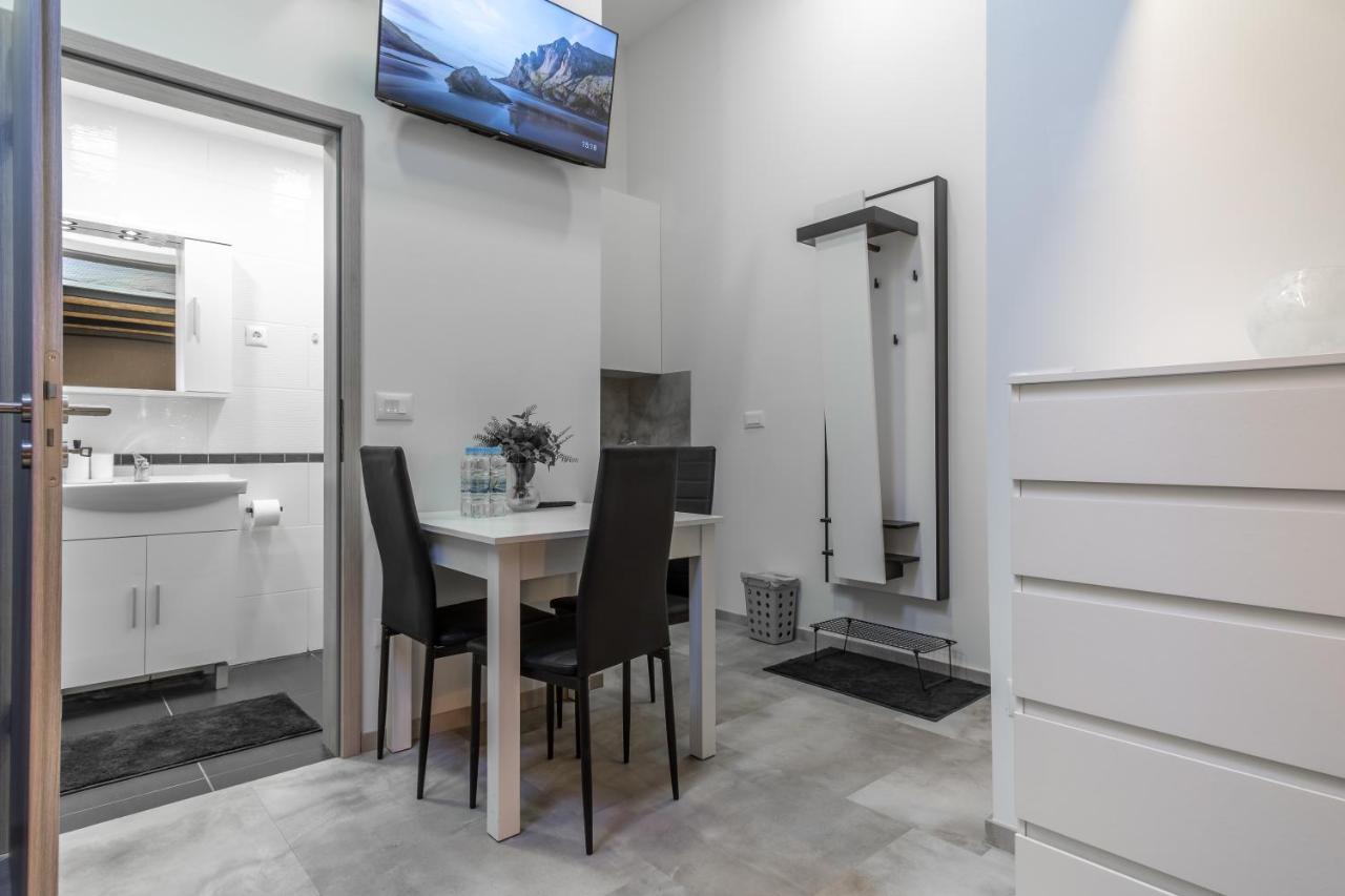 Apartments Park Vodice - Ljubljana, Krvavec エクステリア 写真