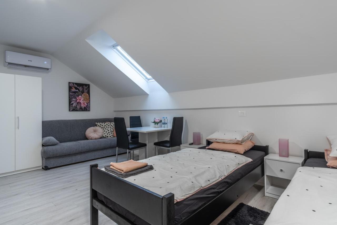 Apartments Park Vodice - Ljubljana, Krvavec エクステリア 写真