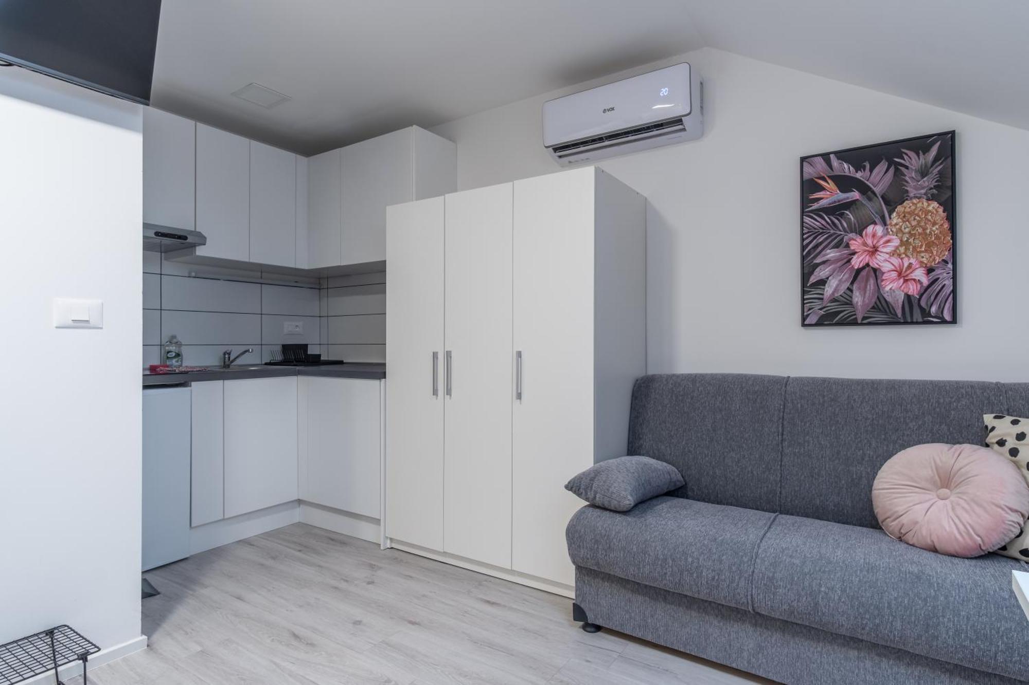 Apartments Park Vodice - Ljubljana, Krvavec エクステリア 写真